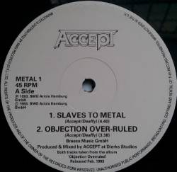 Accept : Slaves to Metal